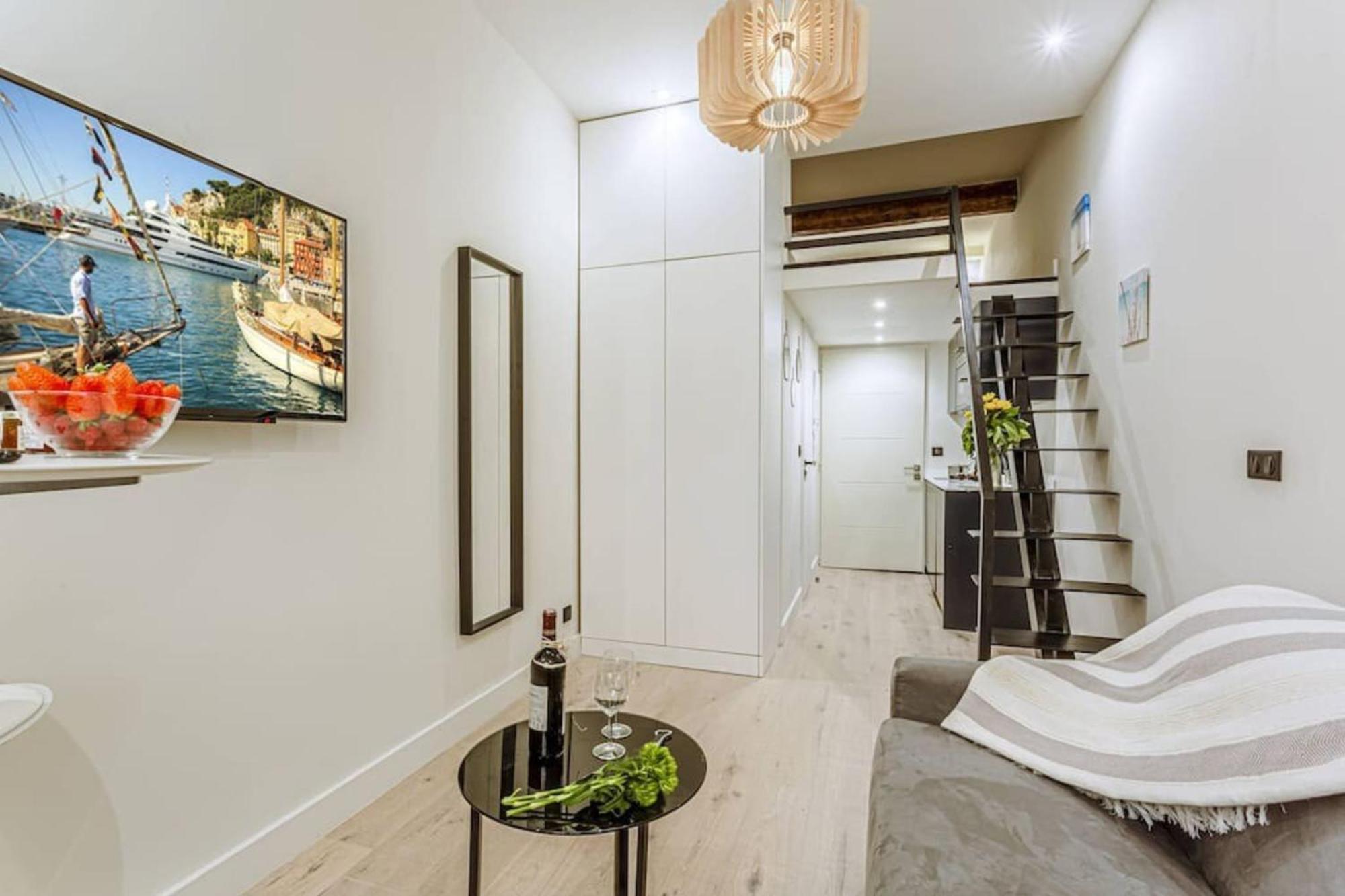 Bunico 1 - Old Town Renovated Studio Apartment Nice