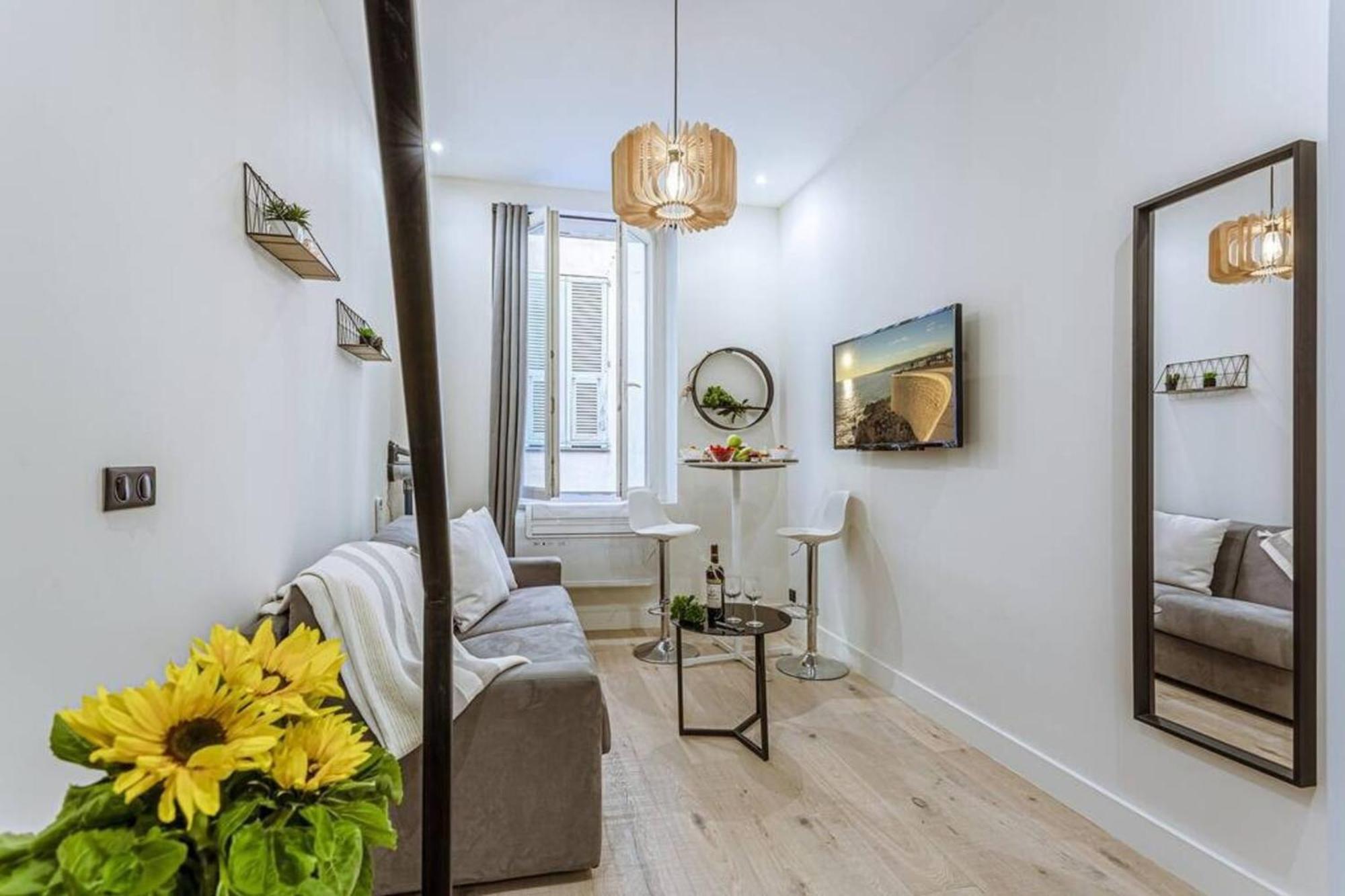Bunico 1 - Old Town Renovated Studio Apartment